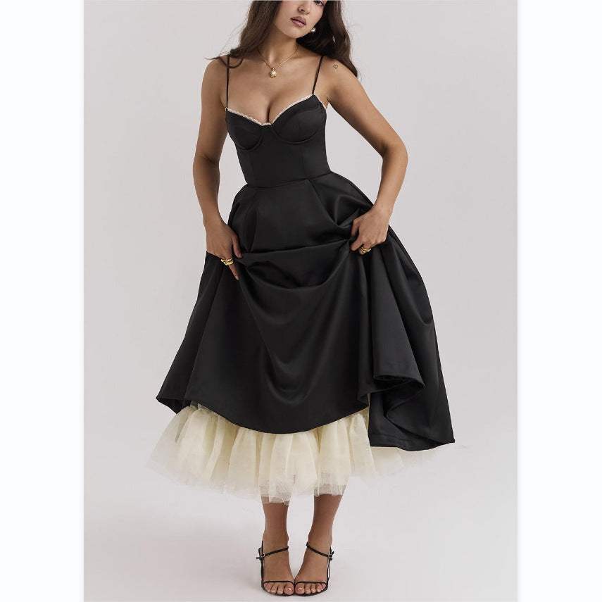 Women's black V-neck brace sleeveless long polyester dress with high waist and puffy skirt