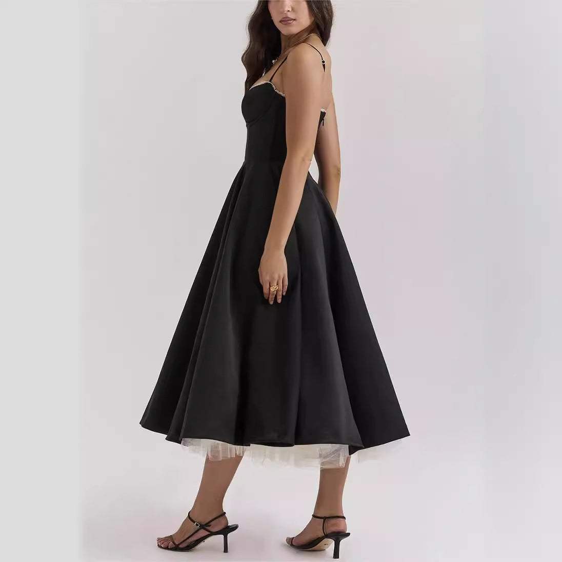 Elegant black women's V-neck brace sleeveless long polyester dress with high waist and puffy skirt
