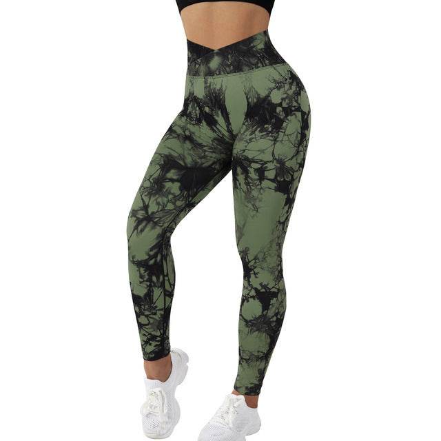 Women's seamless tie dye leggings in green and black for yoga and fitness