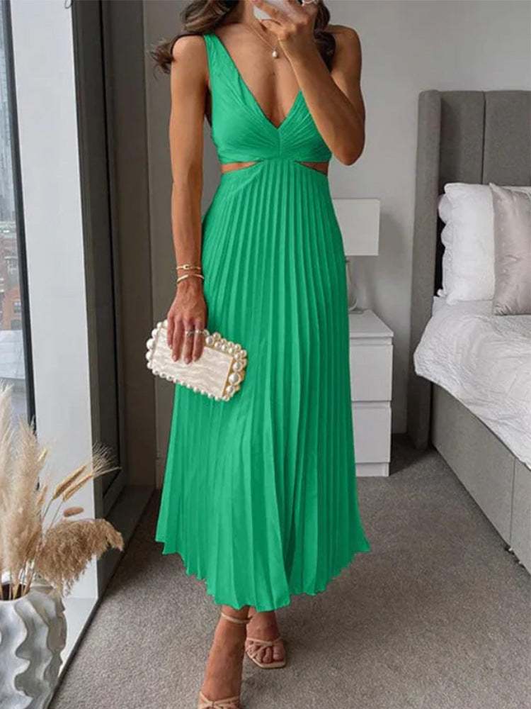 Green ins suspender pleated long dress with hollow-waisted backless design, sleeveless summer women's fashion dress