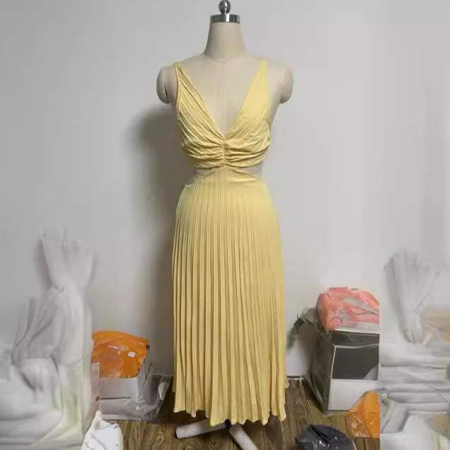 Yellow Ins suspender pleated long dress with hollow-waisted design and V-neck backless style