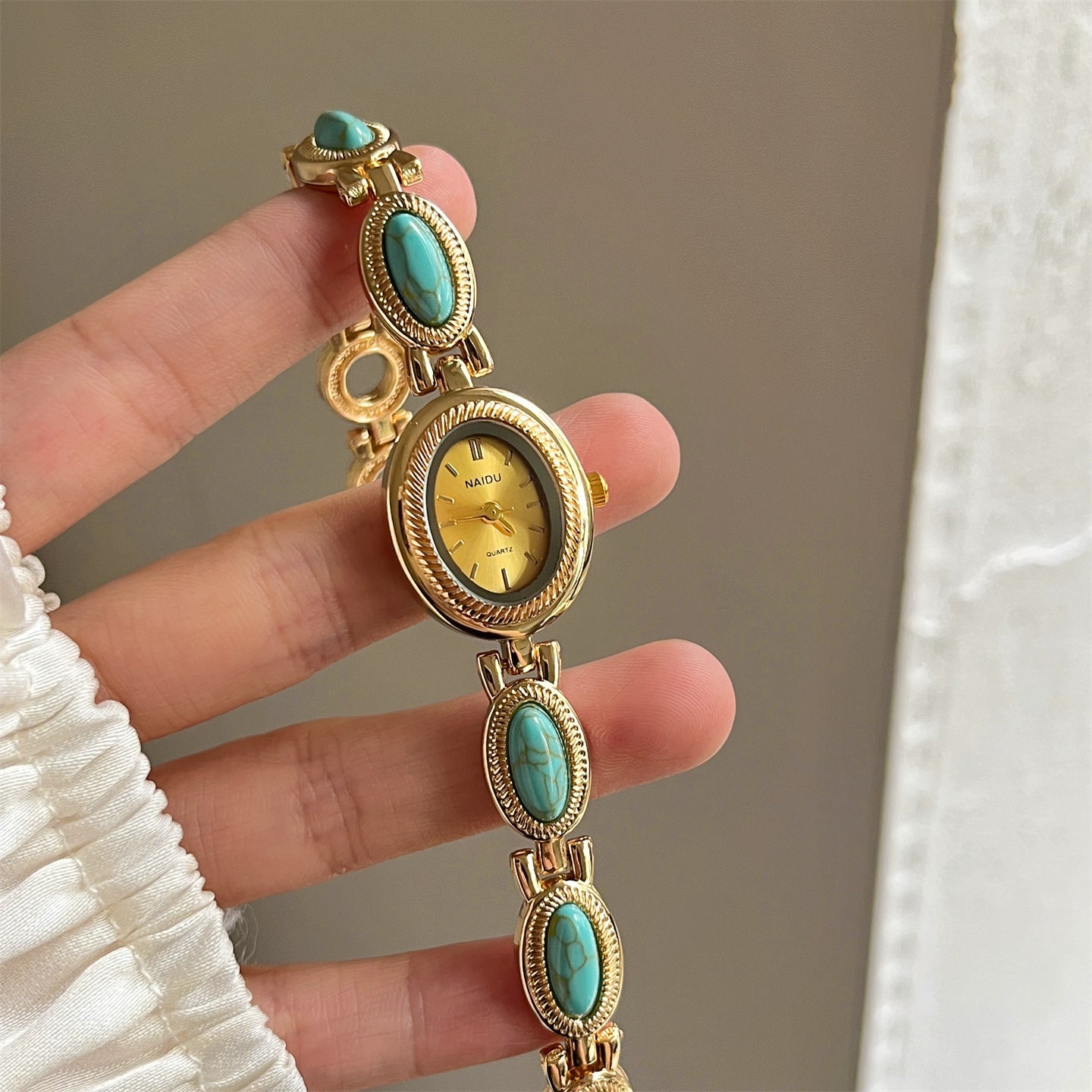 Women's agate bead bracelet watch with gold-tone alloy and turquoise stones, analog quartz movement