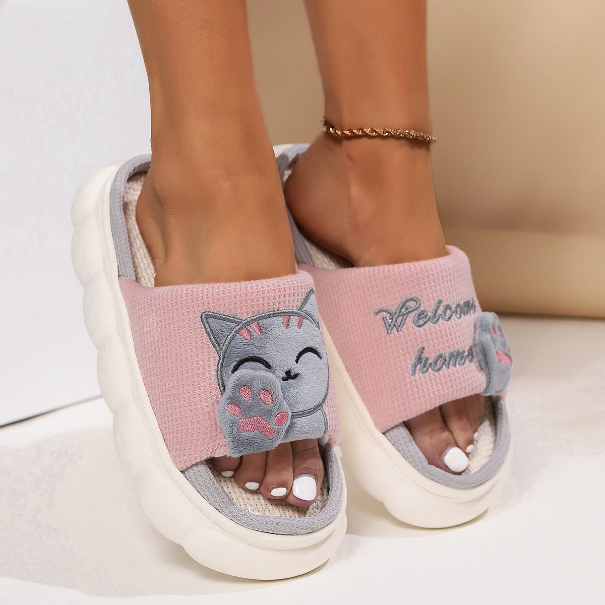 Pink cute cartoon kitten home slippers for women with thick sole and breathable fabric upper