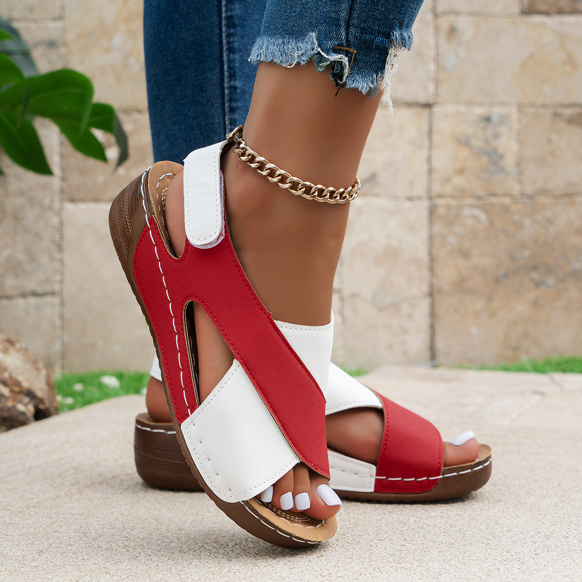 Women's summer wedges sandals with colorblock cross-strap and thick rubber sole in red and white