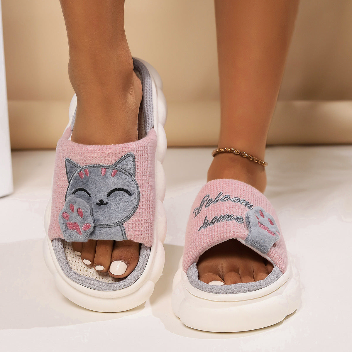 Pink cute cartoon kitten home slippers for women with open toes and white cushioned sole
