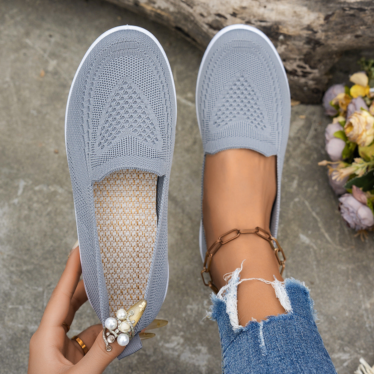 Gray mesh surface women's casual summer shoes with flat low heels and round toes